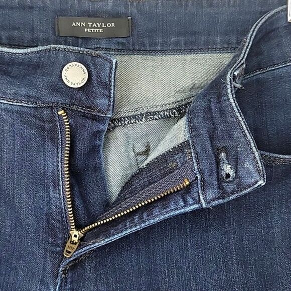 ANN TAYLOR The Slim Curvy Fit Petite Dark Blue Denim Jeans size 6P - Picture 9 of 10